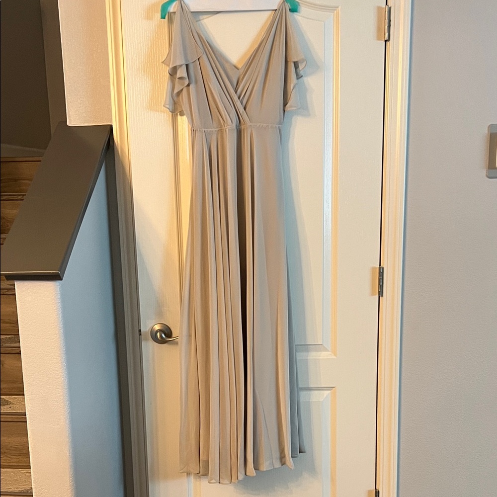 Jenny Yoo collection Elegant Dove Grey Flutter Sleeve Full Length Formal Dress - Picture 2 of 8